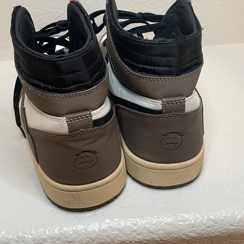 Nike Air Jordan’s Travis Scott Addition Gray Black White Size 13 - Picture 3 of 8